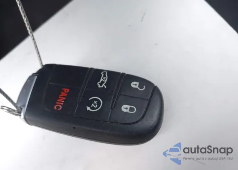 2016 Chrysler 200 C z USA, uszkodzony, nr VIN 1C3CCCCG6GN186479